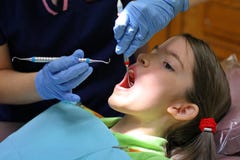 lavoro dell'igienista dentale fotografia stock libera da diritti lavoro dell'igienista dentale fotografia stock libera da diritti