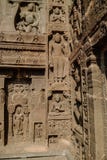 Le bas-relief antique dans Ajanta foudroie dans le secteur d'Aurangabad dans le mA photo stock Le bas-relief antique dans Ajanta foudroie dans le secteur d'Aurangabad dans le mA photo stock