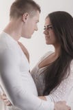 Le couple a l'amusement Amour, eroticism et tendresse image stock Le couple a l'amusement Amour, eroticism et tendresse image stock