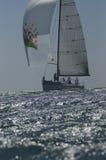 Le yacht concurrence en Team Sailing Event image libre de droits Le yacht concurrence en Team Sailing Event image libre de droits