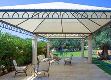 Les fermes rurales antiques en Puglia images libres de droits Les fermes rurales antiques en Puglia images libres de droits