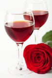 Les glaces et le rouge de vin se sont levés photographie stock Les glaces et le rouge de vin se sont levés photographie stock