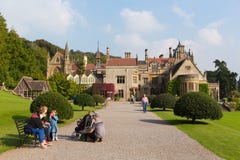 Leute an Tyntesfield-Haus Wraxhall Nord-Somerset England Großbritannien eine Touristenattraktion, die schöne Blumengärten kennzei stockbild Leute an Tyntesfield-Haus Wraxhall Nord-Somerset England Großbritannien eine Touristenattraktion, die schöne Blumengärten kennzei stockbild
