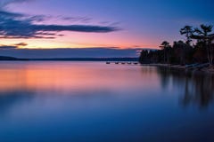 Lever de soleil paisible du lac Supérieur images stock Lever de soleil paisible du lac Supérieur images stock