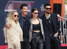 Lionel Richie, Nicole Richie, Sofia Richie i mily Richie, obrazy royalty free Lionel Richie, Nicole Richie, Sofia Richie i mily Richie, obrazy royalty free