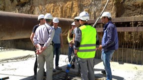 20 2017 Lipiec Rosja moscow budowa ustanowione cegieł na zewnątrz miejsca Budowa budynek od monolita wzmacniał beton Spotkanie pr zbiory wideo 20 2017 Lipiec Rosja moscow budowa ustanowione cegieł na zewnątrz miejsca Budowa budynek od monolita wzmacniał beton Spotkanie pr zbiory wideo