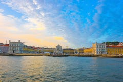 Lissabon horisont, gammal stadflodstrandfyrkant, lopp Portugal Lissabon horisont, gammal stadflodstrandfyrkant, lopp Portugal