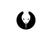 Logo capo del serpente royalty illustrazione gratis Logo capo del serpente royalty illustrazione gratis