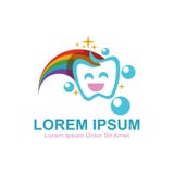 Logo dentario della clinica dell'arcobaleno royalty illustrazione gratis Logo dentario della clinica dell'arcobaleno royalty illustrazione gratis
