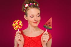 Lolly Meisje met zoet suikergoed in hun handen stock foto Lolly Meisje met zoet suikergoed in hun handen stock foto