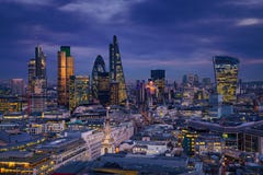 London, England - Panoramic skyline view of Bank district of London with the skyscrapers of Canary Wharf royalty free stock photography London, England - Panoramic skyline view of Bank district of London with the skyscrapers of Canary Wharf royalty free stock photography