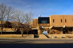 Longmont, centro municipal de Colorado/ciudad Hall Government Building imágenes de archivo libres de regalías Longmont, centro municipal de Colorado/ciudad Hall Government Building imágenes de archivo libres de regalías