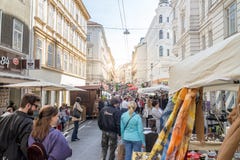 Loppmarknad i Europa royaltyfria bilder Loppmarknad i Europa royaltyfria bilder