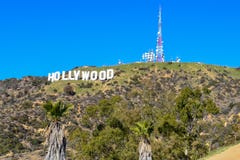 Los Angeles, Californië, de V.S. - 4 Januari, 2019: Het wereldberoemde Teken van oriëntatiepunthollywood royalty-vrije stock afbeelding Los Angeles, Californië, de V.S. - 4 Januari, 2019: Het wereldberoemde Teken van oriëntatiepunthollywood royalty-vrije stock afbeelding