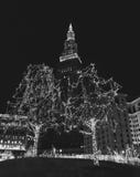 LUCES FANTÁSTICAS DE LA NAVIDAD Y DEL DÍA DE FIESTA EN ARENA PÚBLICA DEL ` S DE CLEVELAND NUEVA foto de archivo LUCES FANTÁSTICAS DE LA NAVIDAD Y DEL DÍA DE FIESTA EN ARENA PÚBLICA DEL ` S DE CLEVELAND NUEVA foto de archivo
