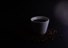 Lutningbelysning rånar på en mörk bakgrund med lågt ljus royaltyfri bild Lutningbelysning rånar på en mörk bakgrund med lågt ljus royaltyfri bild