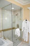Luxury Hotel Shower and Robe stock photography Luxury Hotel Shower and Robe stock photography