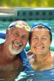 lycklig pensionär för par arkivfoto lycklig pensionär för par arkivfoto