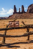 Límite al valle del monumento, Utah fotografía de archivo libre de regalías Límite al valle del monumento, Utah fotografía de archivo libre de regalías