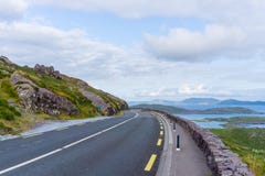 Lös atlantisk väg Irland Roadtrip arkivbild Lös atlantisk väg Irland Roadtrip arkivbild