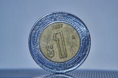Macro de la moneda del Peso mexicano imagen de archivo Macro de la moneda del Peso mexicano imagen de archivo