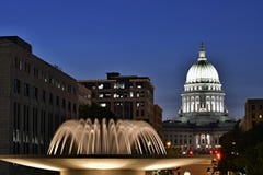 . Madison, Wisconsin, USA. Night scene with capital building and illuminated fountain in the foreground. stock images . Madison, Wisconsin, USA. Night scene with capital building and illuminated fountain in the foreground. stock images