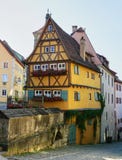 Maison c?l?bre de Plonlein dans Rothenburg, Allemagne - ao?t 2016 photos libres de droits Maison c?l?bre de Plonlein dans Rothenburg, Allemagne - ao?t 2016 photos libres de droits