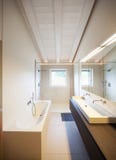 Maison moderne, toilette moderne photos libres de droits Maison moderne, toilette moderne photos libres de droits