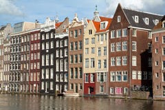 Maisons de canal d'Amsterdam photo stock Maisons de canal d'Amsterdam photo stock