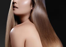 Manier lang haar Mooi donkerbruin meisje Gezonde rechte glanzende haarstijl Vlot kapsel Keratinebehandeling, kuuroord royalty-vrije stock foto's Manier lang haar Mooi donkerbruin meisje Gezonde rechte glanzende haarstijl Vlot kapsel Keratinebehandeling, kuuroord royalty-vrije stock foto's