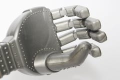 Mano y mariposa del robot Cyborg de la mano del metal Primer Fondo blanco imagen de archivo libre de regalías Mano y mariposa del robot Cyborg de la mano del metal Primer Fondo blanco imagen de archivo libre de regalías