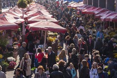 Marché de fleur à Zagreb, Croatie Photo stock Marché de fleur à Zagreb, Croatie Photo stock