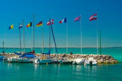 Marina pour des yachts Marina pour des yachts