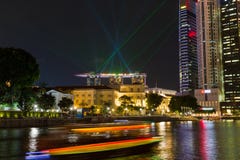 Marina Sands Bay Resort Laser toont royalty-vrije stock afbeeldingen Marina Sands Bay Resort Laser toont royalty-vrije stock afbeeldingen