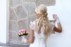 Mariée avec le type de cheveu blond de mode image stock Mariée avec le type de cheveu blond de mode image stock