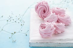 Marshmallow lub zephyr dla deseru Walentynki ` s dnia pojęcie obrazy stock Marshmallow lub zephyr dla deseru Walentynki ` s dnia pojęcie obrazy stock