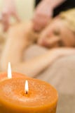 massage illuminé par des bougies massage illuminé par des bougies
