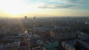 Matin au-dessus des toits de ville Matin au-dessus des toits de ville