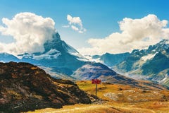 Matterhorn που καλύπτεται με τα σύννεφα Στοκ Φωτογραφίες