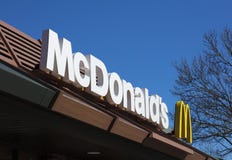 McDonalds, Tritton-Road Rotonde, Lincoln, Lincolnshire, het UK - royalty-vrije stock fotografie McDonalds, Tritton-Road Rotonde, Lincoln, Lincolnshire, het UK - royalty-vrije stock fotografie