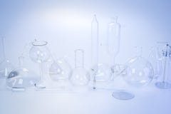 Medicinsk glasföremål för laboratorium av kemiexperiment fotografering för bildbyråer Medicinsk glasföremål för laboratorium av kemiexperiment fotografering för bildbyråer