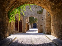 Medieval Arched Street Royalty Free Stock Photo Medieval Arched Street Royalty Free Stock Photo