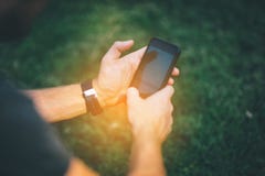 Medios vivos de Smartphone de la nueva edad imagen de archivo libre de regalías Medios vivos de Smartphone de la nueva edad imagen de archivo libre de regalías