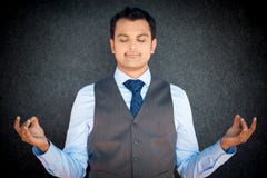 meditera för affärsman royaltyfri bild meditera för affärsman royaltyfri bild