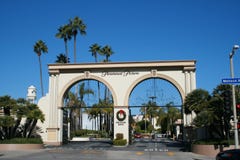 Melrose-Tor des Paramount Pictures-Studioloses, Los Angeles lizenzfreie stockfotografie Melrose-Tor des Paramount Pictures-Studioloses, Los Angeles lizenzfreie stockfotografie