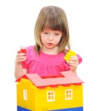 Menina que joga com blocos imagens de stock Menina que joga com blocos imagens de stock