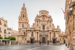 Mening bij de Kathedraal Heilige Mary van Murcia in Spanje Stock Foto Mening bij de Kathedraal Heilige Mary van Murcia in Spanje Stock Foto