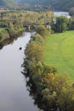 Mening van de Dordogne-Rivier van Beynac-Kasteel Frankrijk royalty-vrije stock afbeelding Mening van de Dordogne-Rivier van Beynac-Kasteel Frankrijk royalty-vrije stock afbeelding