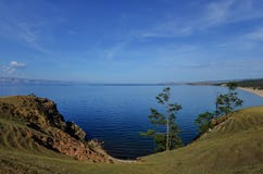 Mening van Meer Baikal van Olkhon-Eiland stock afbeelding Mening van Meer Baikal van Olkhon-Eiland stock afbeelding