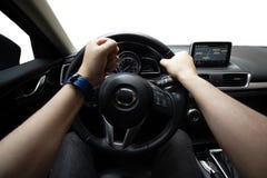 Mens die zijn auto, reis, snelheid, frustratie drijven royalty-vrije stock fotografie Mens die zijn auto, reis, snelheid, frustratie drijven royalty-vrije stock fotografie